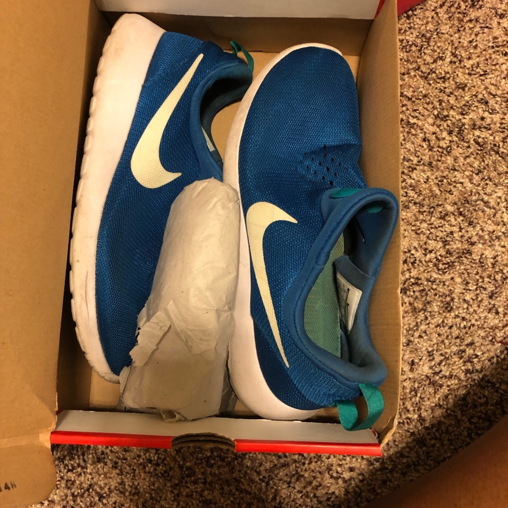 Shoes! - Picture 2 of 4